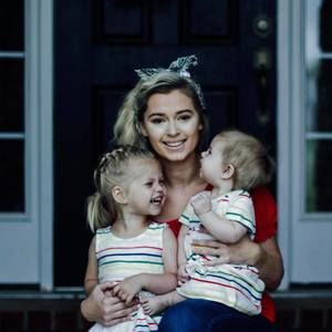 Meet your Posher, Claire